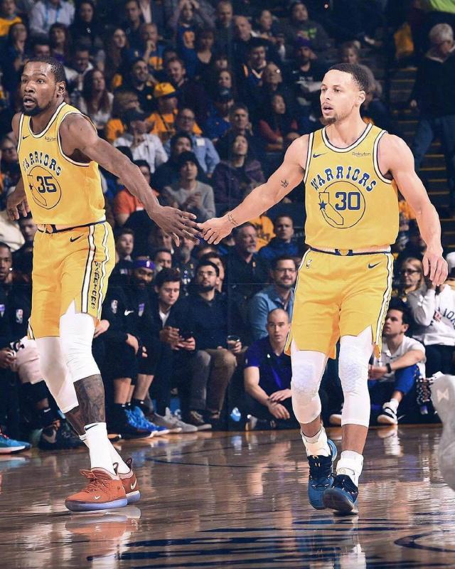 的超级巨星 的超级巨星